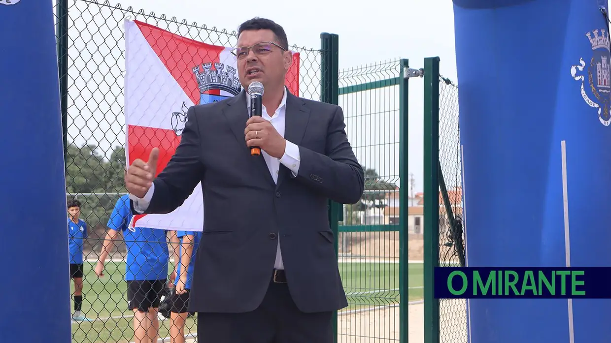 Santarém reforça instalações desportivas com novo campo na Escola Agrária
