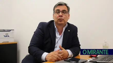 Tiago Ferreira regressa à Câmara de Torres Novas três meses após suspensão de mandato