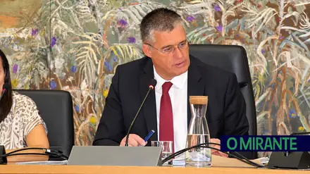 Torres Novas procura apoio do Estado para limpar rio Almonda e reparar estradas