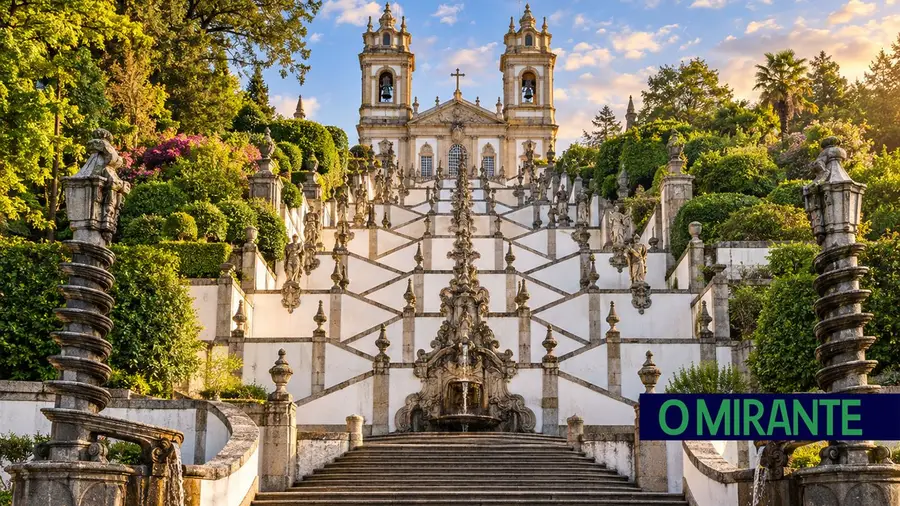 Bombeiros da região vencem 566 degraus no Bom Jesus do Monte