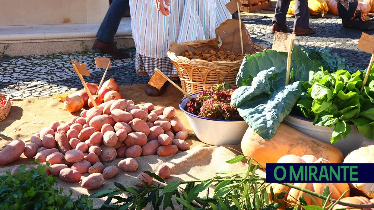 Tomar recriou “Mercado de 1900” na Praça da República