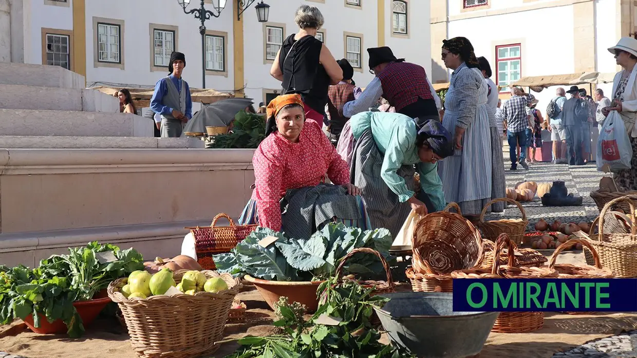 Tomar recriou “Mercado de 1900” na Praça da República
