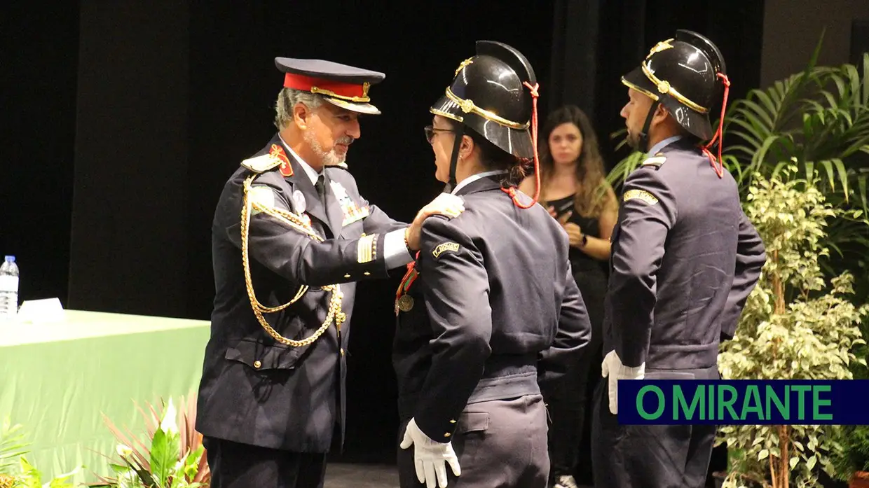 Bombeiros Torrejanos celebram 95 anos com alerta para falta de voluntários e meios nas corporações