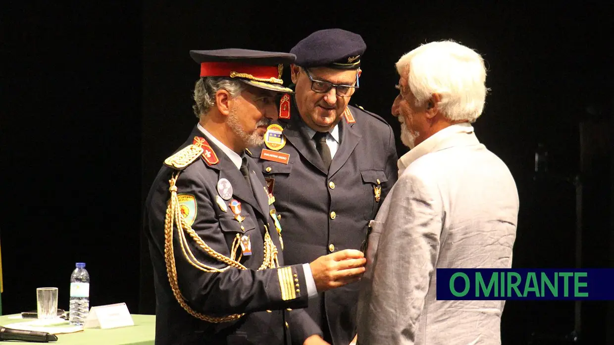 Bombeiros Torrejanos celebram 95 anos com alerta para falta de voluntários e meios nas corporações