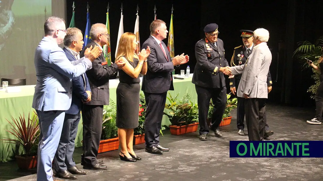 Bombeiros Torrejanos celebram 95 anos com alerta para falta de voluntários e meios nas corporações