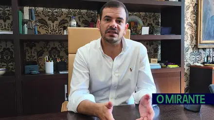 Câmara da Chamusca detectou falhas na autorização de contratos desde 2023