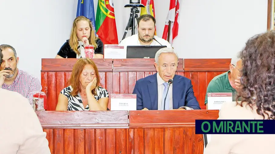 Inácio está cada vez mais isolado mas quer continuar a mandar na União de Freguesias da Póvoa e Forte da Casa