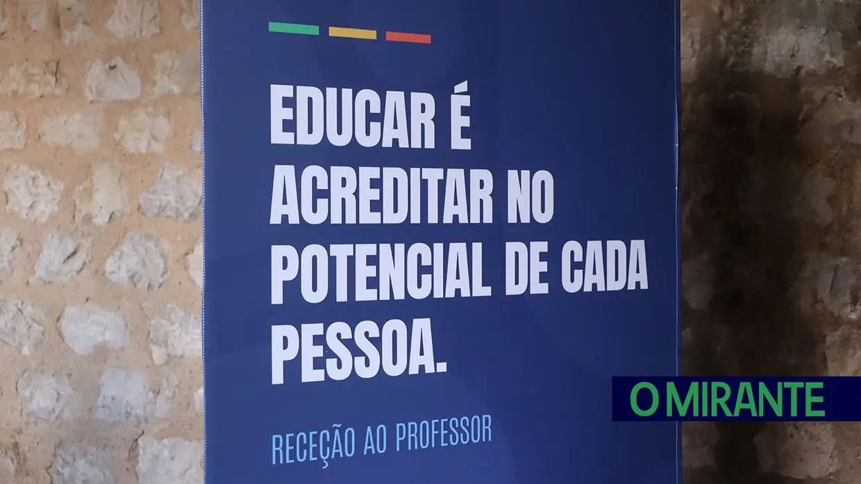 Recepção ao professor em Santarém juntou meio milhar de docentes