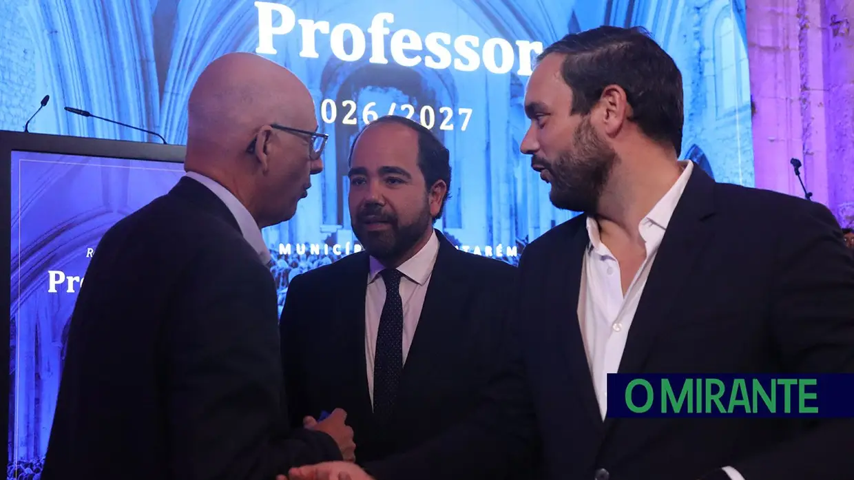 Recepção ao professor em Santarém juntou meio milhar de docentes