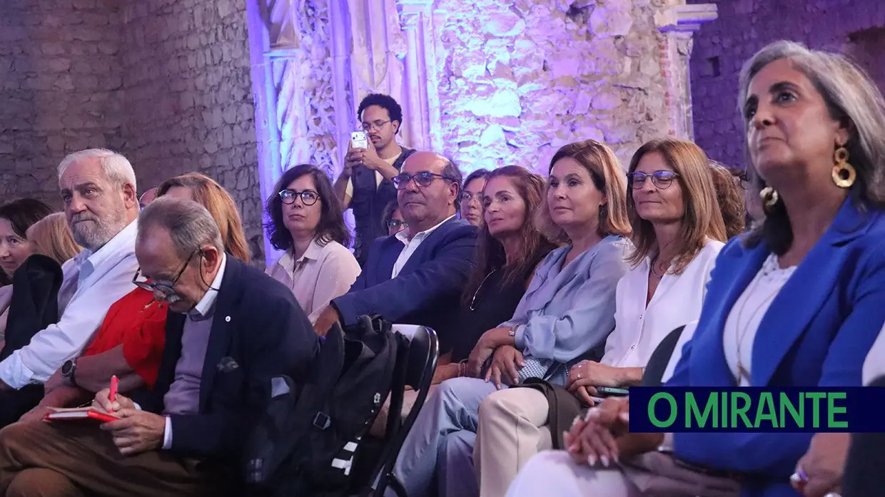 Recepção ao professor em Santarém juntou meio milhar de docentes