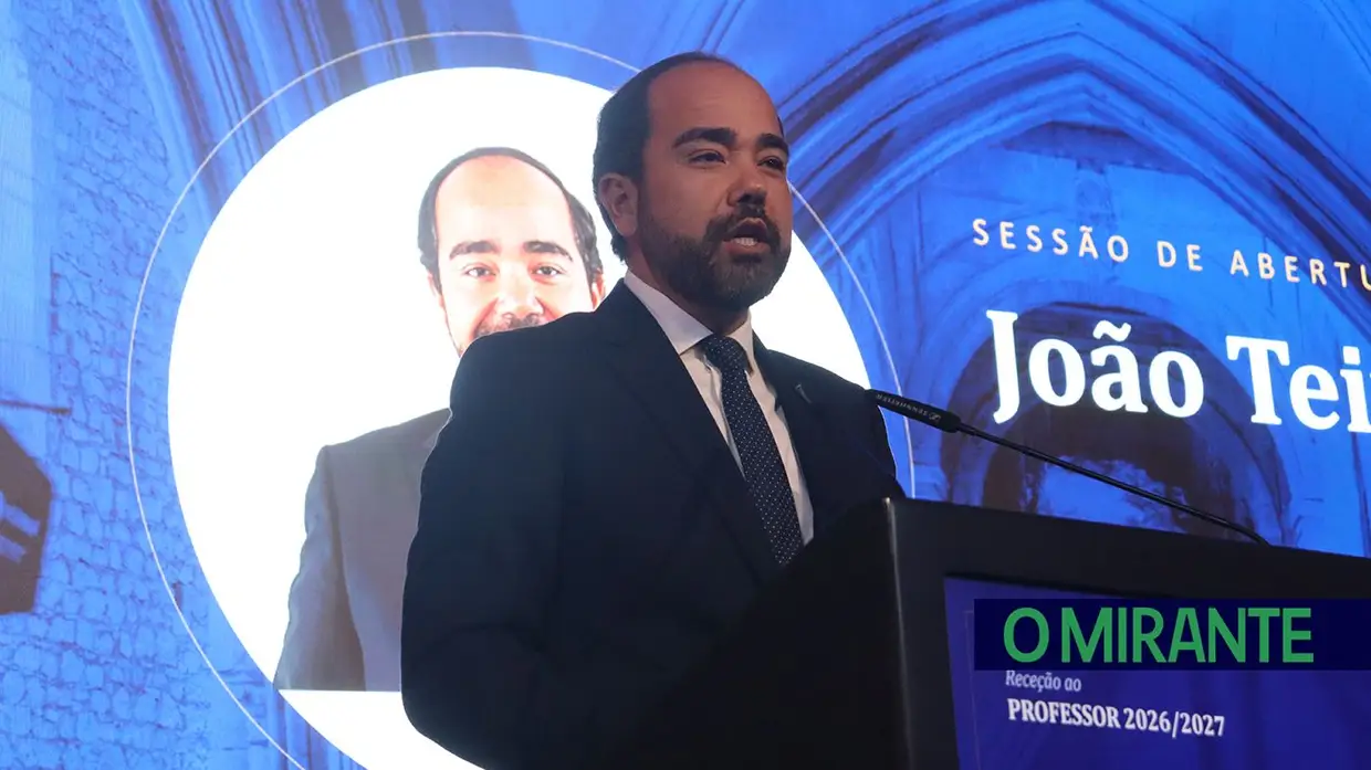 Recepção ao professor em Santarém juntou meio milhar de docentes