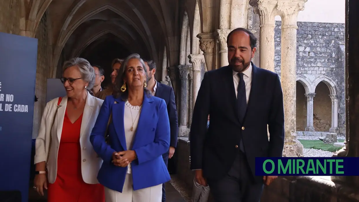 Recepção ao professor em Santarém juntou meio milhar de docentes