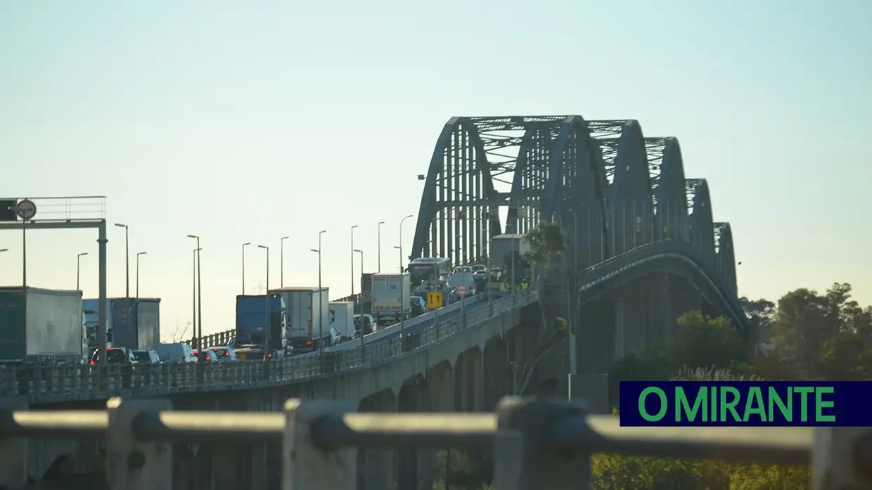 Obras na Ponte de VFX transformam Recta do Cabo num pesadelo para automobilistas