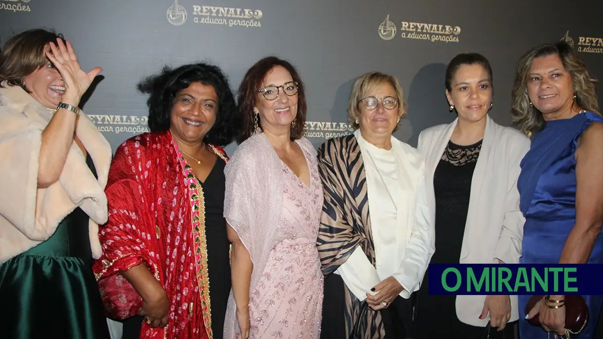 Escola Reynaldo dos Santos celebrou 50 anos com jantar de gala