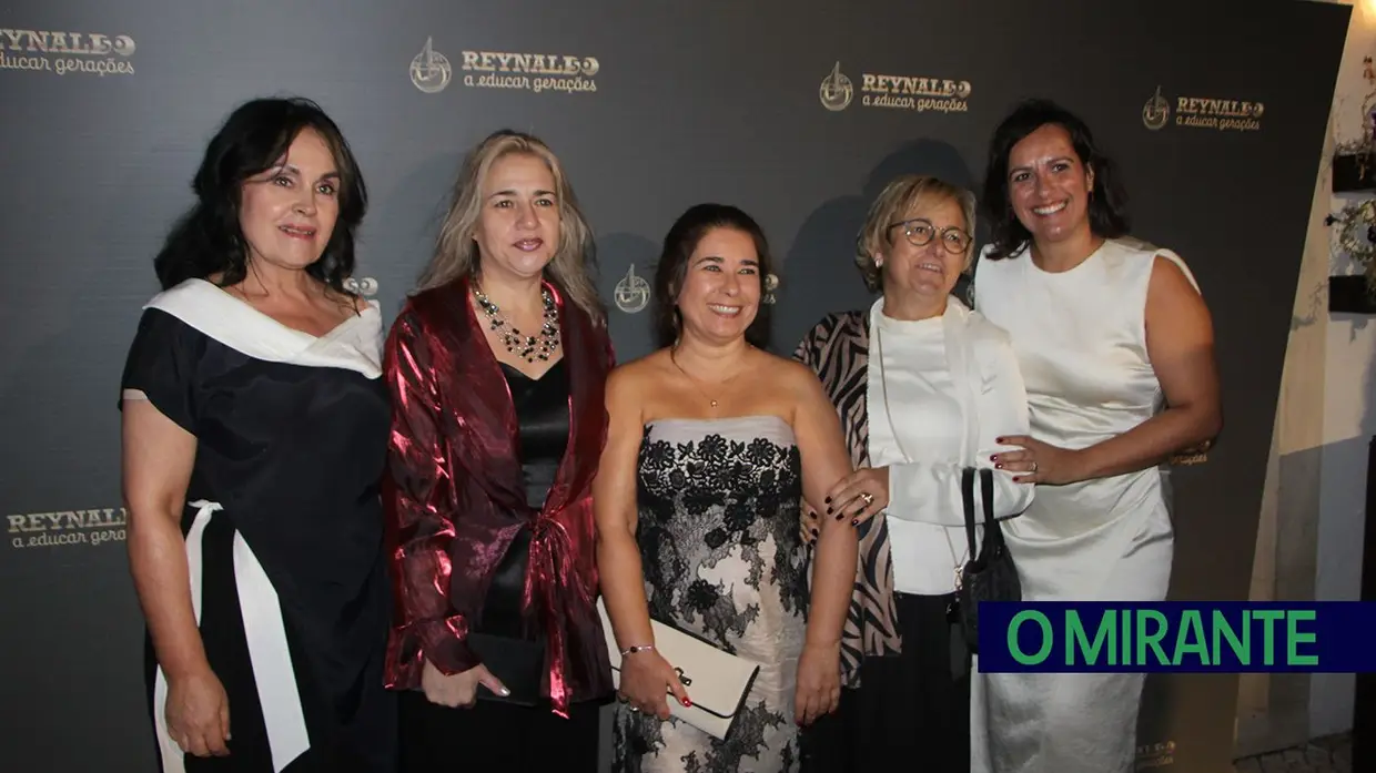 Escola Reynaldo dos Santos celebrou 50 anos com jantar de gala