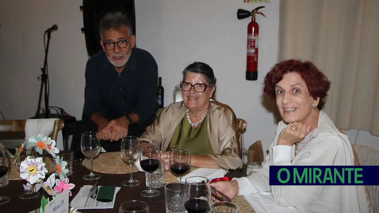 Escola Reynaldo dos Santos celebrou 50 anos com jantar de gala