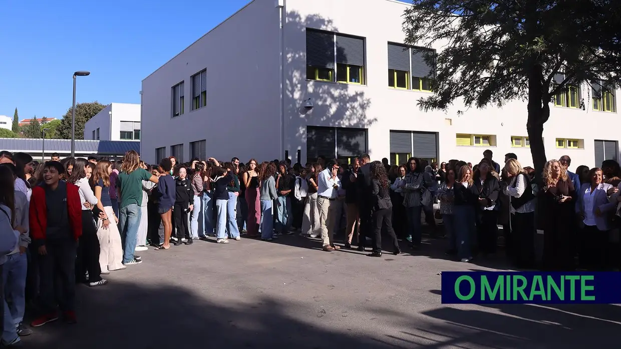 Alcanena inaugura escola secundária completamente renovada