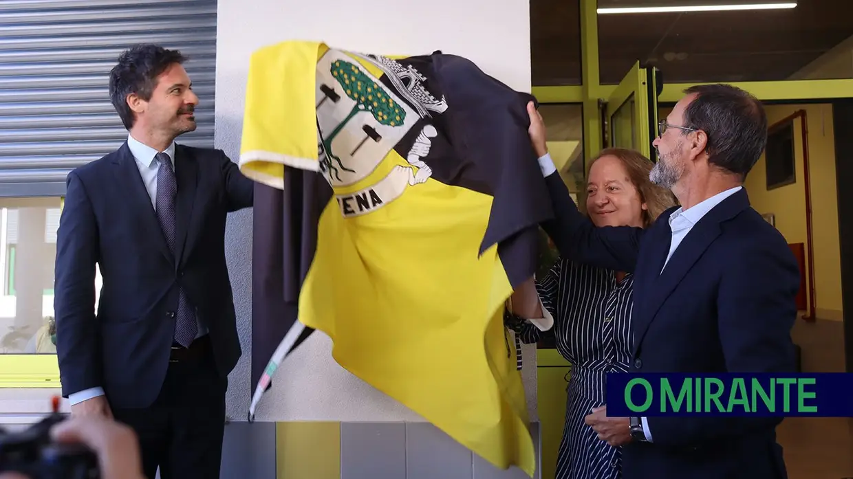 Alcanena inaugura escola secundária completamente renovada