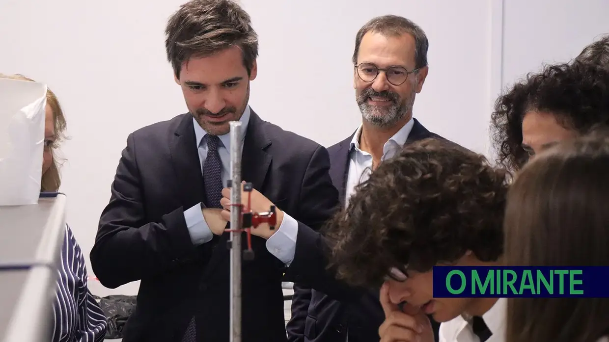 Alcanena inaugura escola secundária completamente renovada