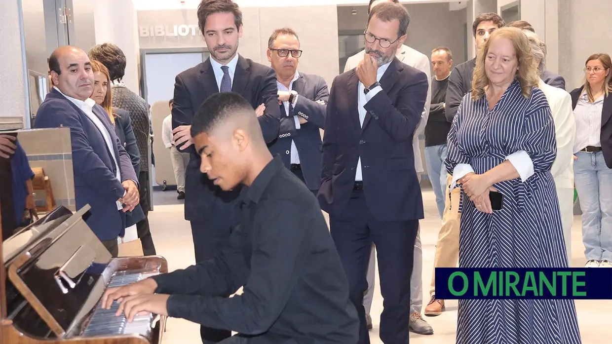 Alcanena inaugura escola secundária completamente renovada