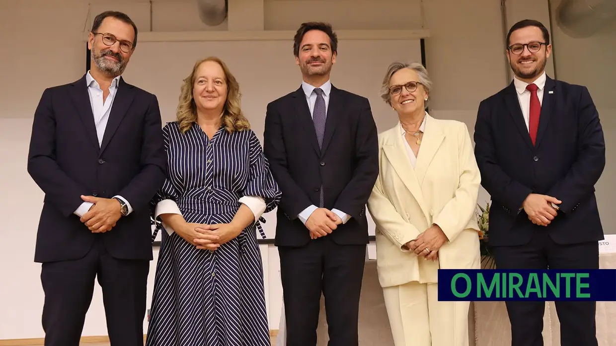 Alcanena inaugura escola secundária completamente renovada