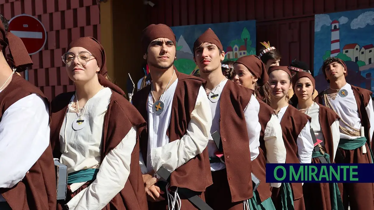 Desfile do Caloiro regressou às ruas de Santarém