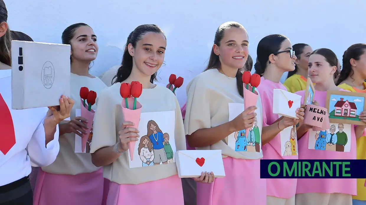 Desfile do Caloiro regressou às ruas de Santarém