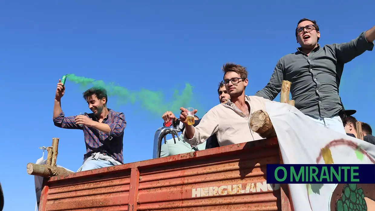 Desfile do Caloiro regressou às ruas de Santarém