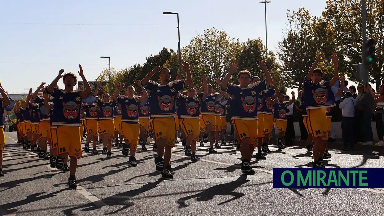 Desfile do Caloiro regressou às ruas de Santarém
