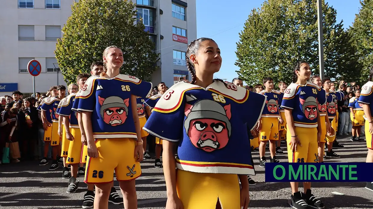 Desfile do Caloiro regressou às ruas de Santarém
