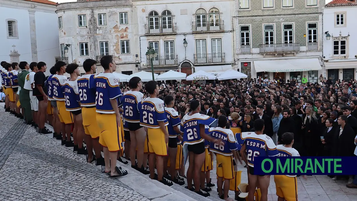 Desfile do Caloiro regressou às ruas de Santarém