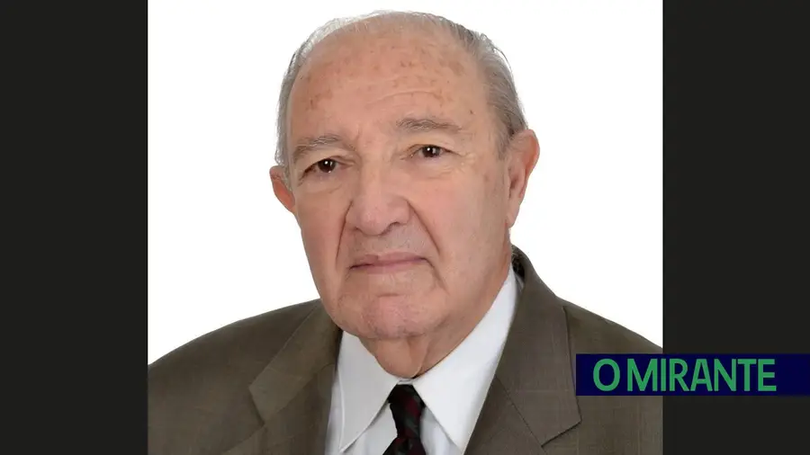 Voto de pesar em Santarém pelo falecimento de Mário de Sousa Cardoso