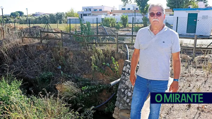 Munícipe denuncia sinais de poluição nas linhas de água do Cartaxo e critica estado do Parque de Santa Eulália