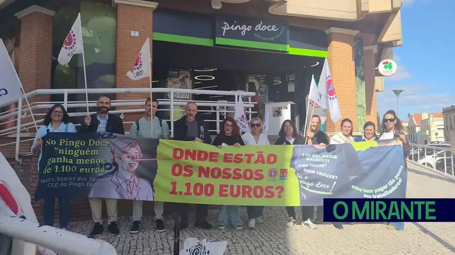 CESP protesta no Pingo Doce de Vila Franca de Xira contra baixos salários