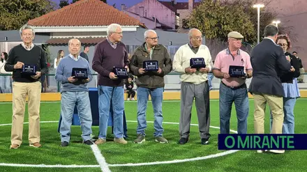 Polidesportivo renovado em Samora Correia com homenagem aos fundadores