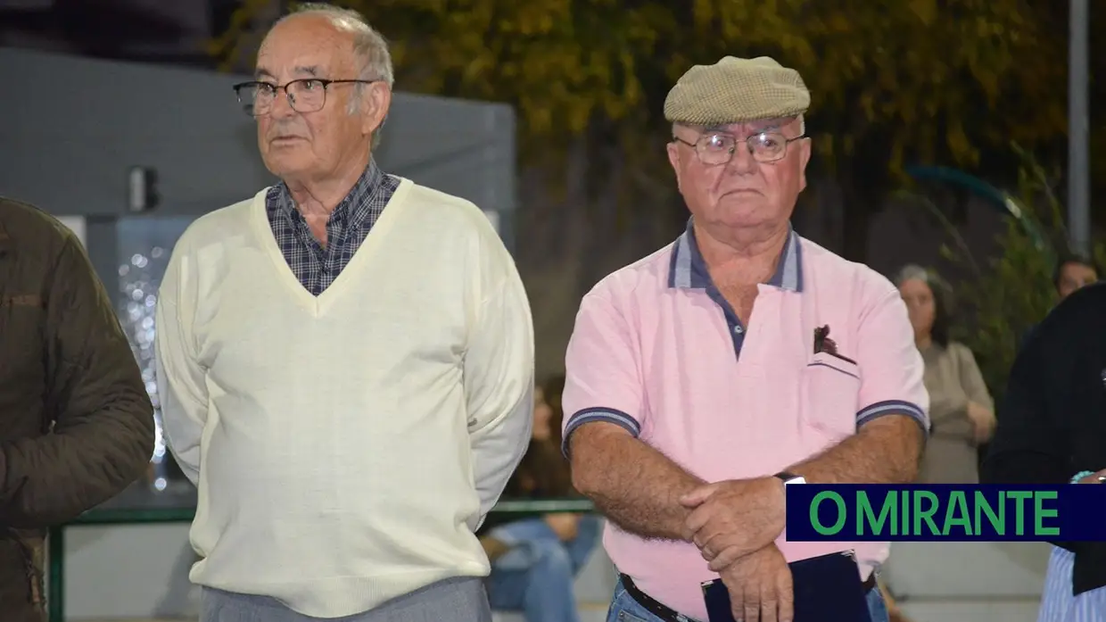 Polidesportivo renovado em Samora Correia com homenagem aos fundadores