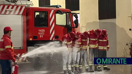 Cinco bombeiros promovidos reforçam capacidade dos Voluntários de Almeirim