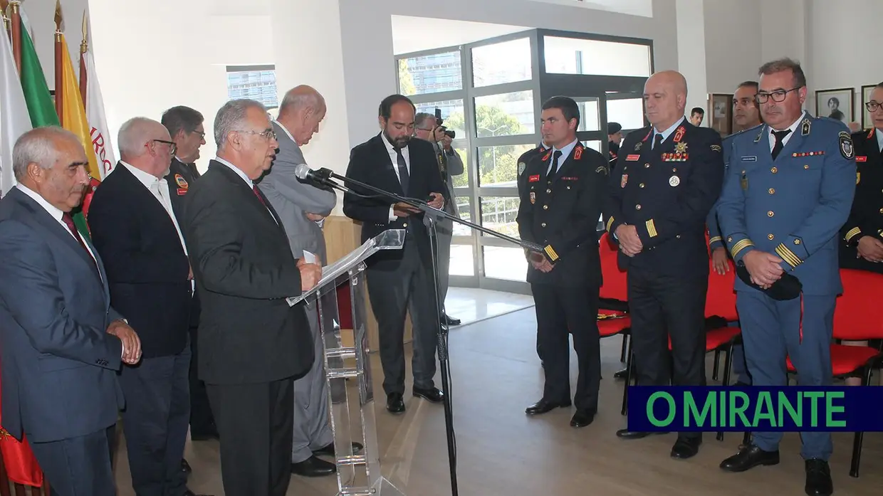 Bombeiros Voluntários de Santarém celebram 155 anos ao serviço da comunidade