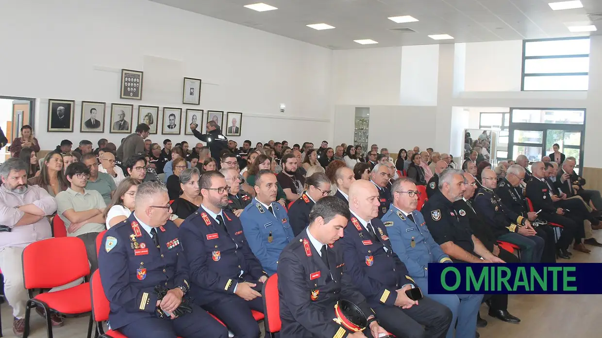 Bombeiros Voluntários de Santarém celebram 155 anos ao serviço da comunidade