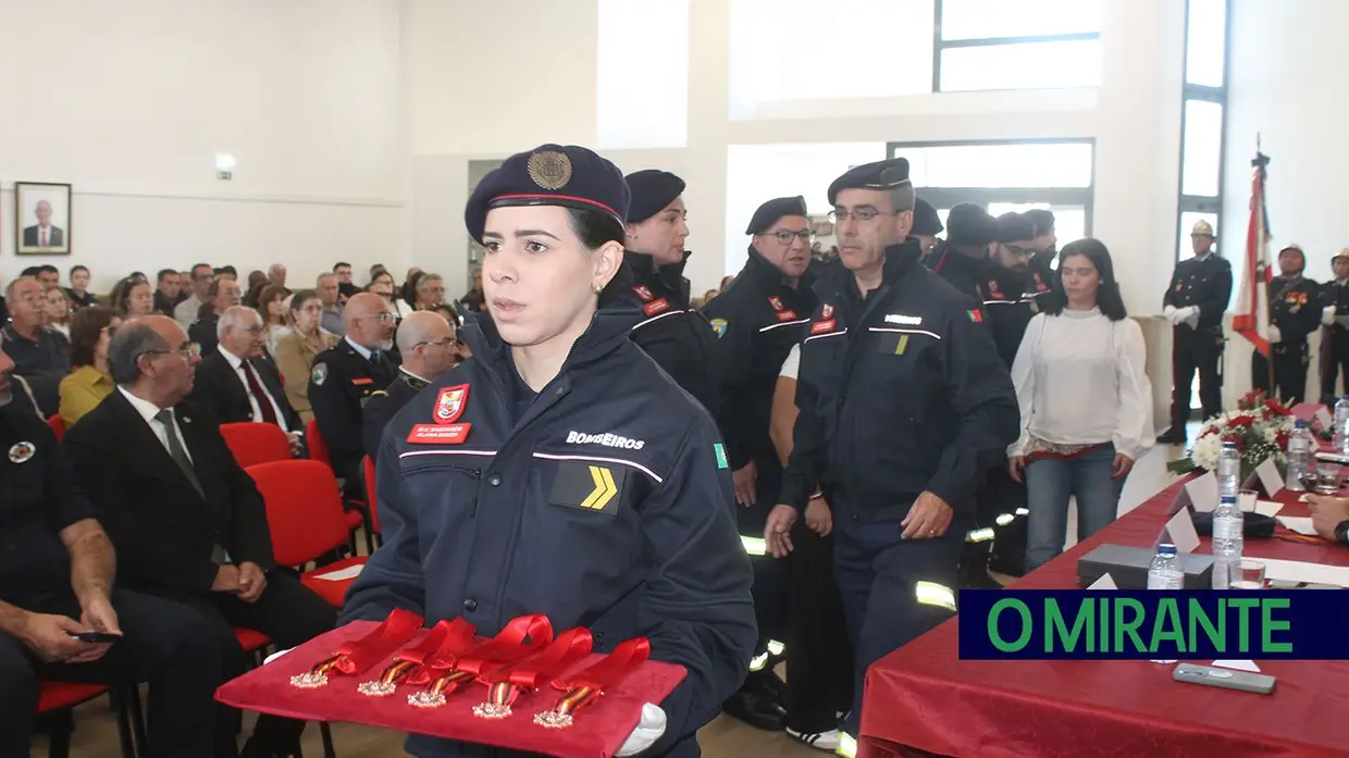 Bombeiros Voluntários de Santarém celebram 155 anos ao serviço da comunidade