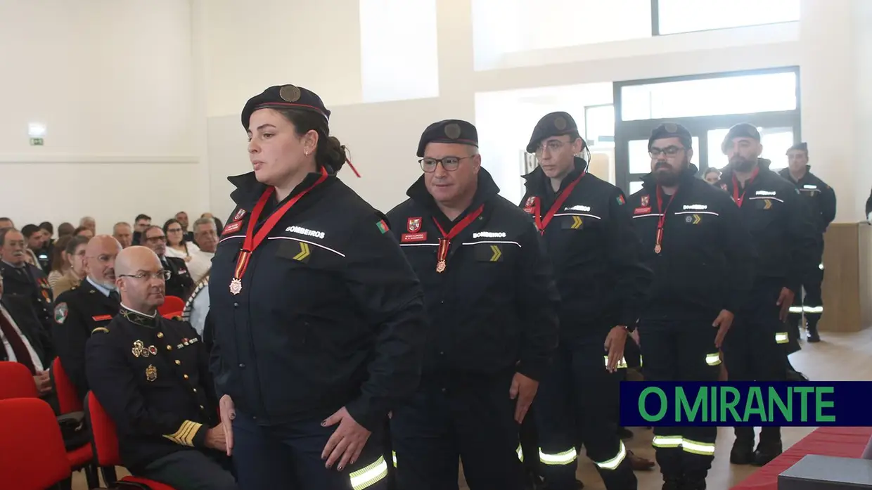 Bombeiros Voluntários de Santarém celebram 155 anos ao serviço da comunidade
