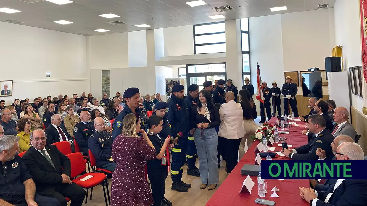 Bombeiros Voluntários de Santarém celebram 155 anos ao serviço da comunidade