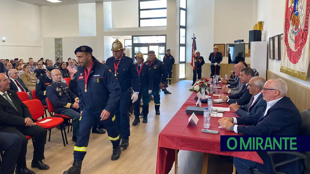 Bombeiros Voluntários de Santarém celebram 155 anos ao serviço da comunidade