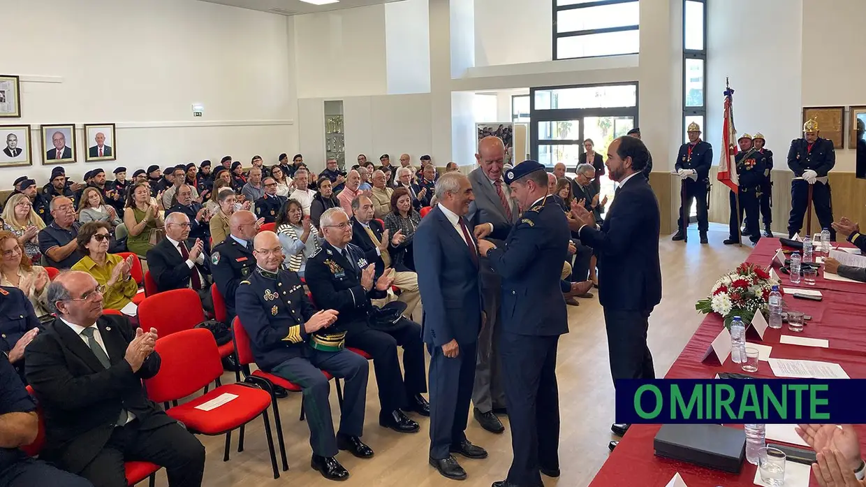 Bombeiros Voluntários de Santarém celebram 155 anos ao serviço da comunidade
