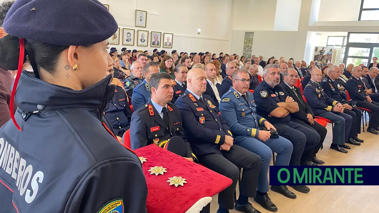 Bombeiros Voluntários de Santarém celebram 155 anos ao serviço da comunidade