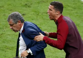 Momento hilariante 2: Ronaldo assusta o mister