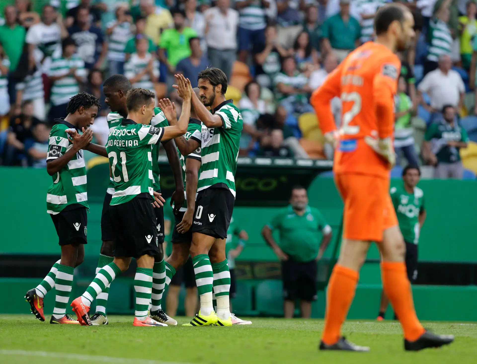 O Sporting derrotou o Marítimo (2-0) em Alvalade, na 1ª jornada da Liga 2016/17