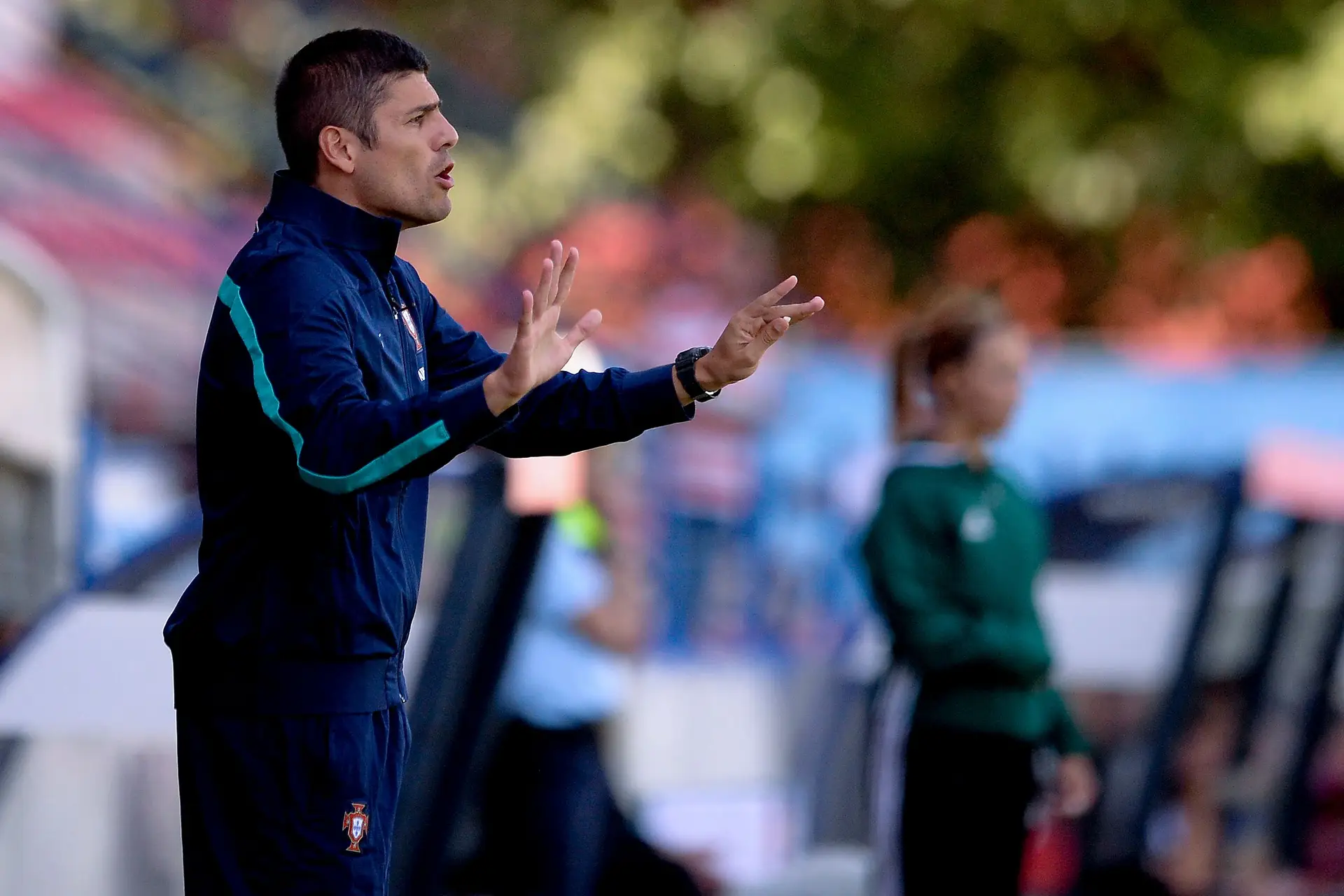 “Cada vez mais os pais têm gosto que as suas filhas joguem futebol”