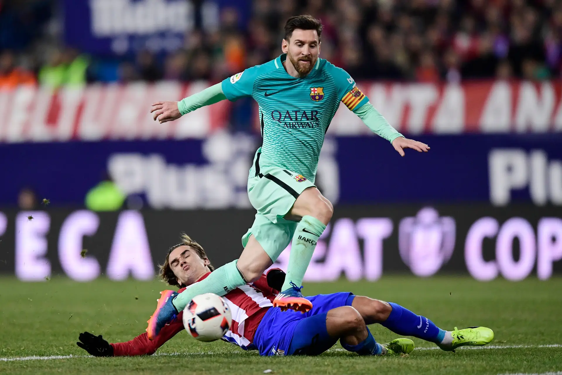 Quando Messi e Griezmann vestiam camisolas diferentes