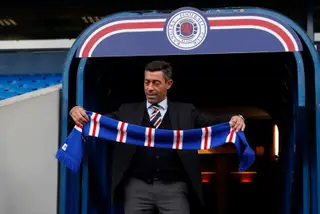 Pedro Caixinha assina pelo Rangers da Escócia na época 2016/17